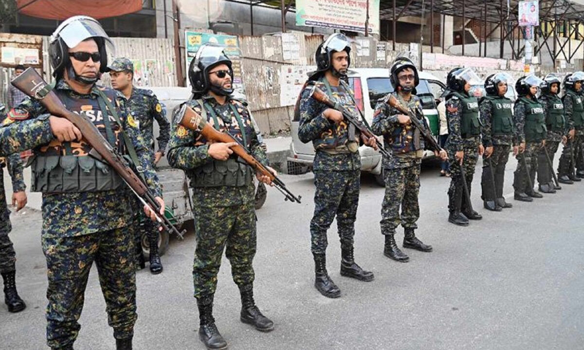 পূজামণ্ডপের নিরাপত্তায় আনসার-ভিডিপি