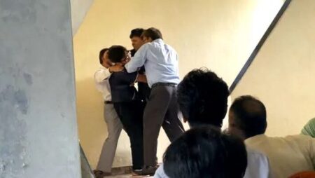 পূর্ণ দিবস কর্মবিরতি