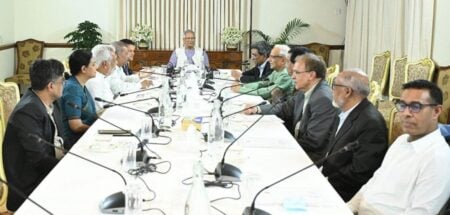 প্রধান উপদেষ্টা