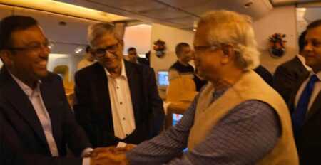 জাতিসংঘের সাধারণ অধিবেশনে যোগ দিতে নিউইয়র্কের পথে প্রধান উপদেষ্টা প্রধান উপদেষ্টা