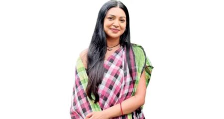 দুই দশক পর বড় পর্দায় অভিষেক সাদিয়া জাহান প্রভার প্রভা