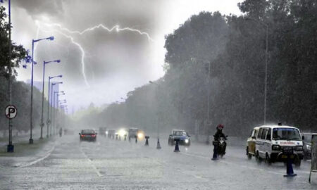 বজ্রসহ বৃষ্টি