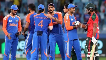 একাই লড়ে গেলেন সাইফ, বাংলাদেশের হারে ফাইনালে ভারত বাংলাদেশের হারে ফাইনালে ভারত