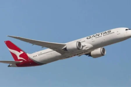 উড়োজাহাজে যান্ত্রিক ত্রুটি নিরসনে কঠোর হওয়ার নির্দেশ উপদেষ্টার বিমানের যান্ত্রিক ত্রুটি নিরসনে কঠোর হওয়ার নির্দেশ