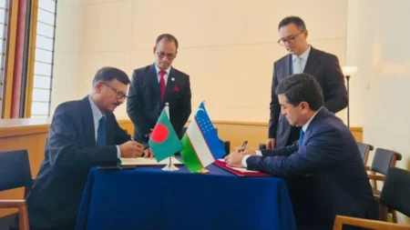 কূটনৈতিক পাসপোর্টধারীদের জন্য ভিসা ছাড় চুক্তি সই করল বাংলাদেশ–উজবেকিস্তান ভিসা ছাড় চুক্তি
