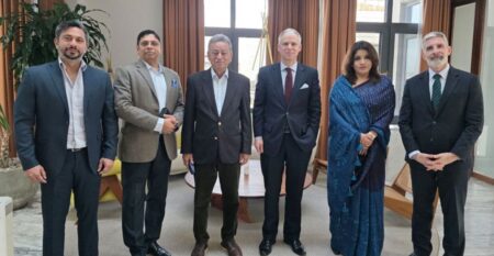 মধ্যাহ্নভোজ