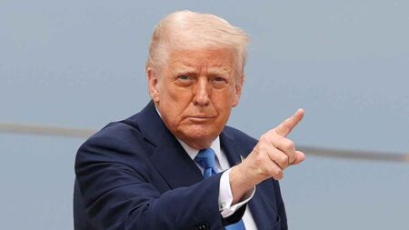 শুল্কে বড় ধাক্কা