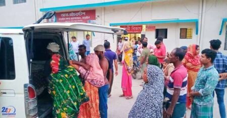 রক্তক্ষয়ী সংঘর্ষ