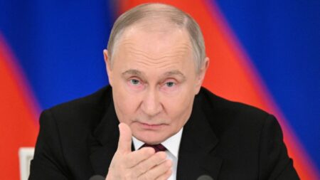 রাশিয়া–ইউক্রেন আলোচনা স্থগিত: ক্রেমলিন