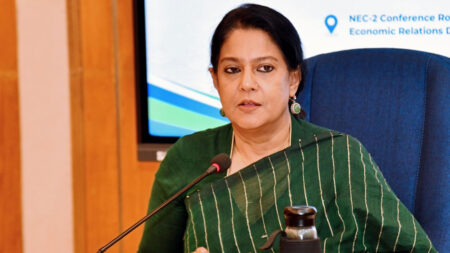 সেন্ট মার্টিন বন্ধ ছিল না