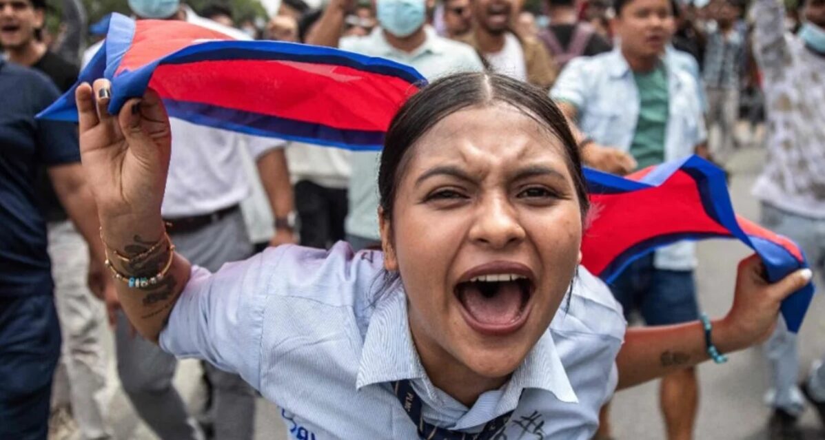 সোশ্যাল মিডিয়া