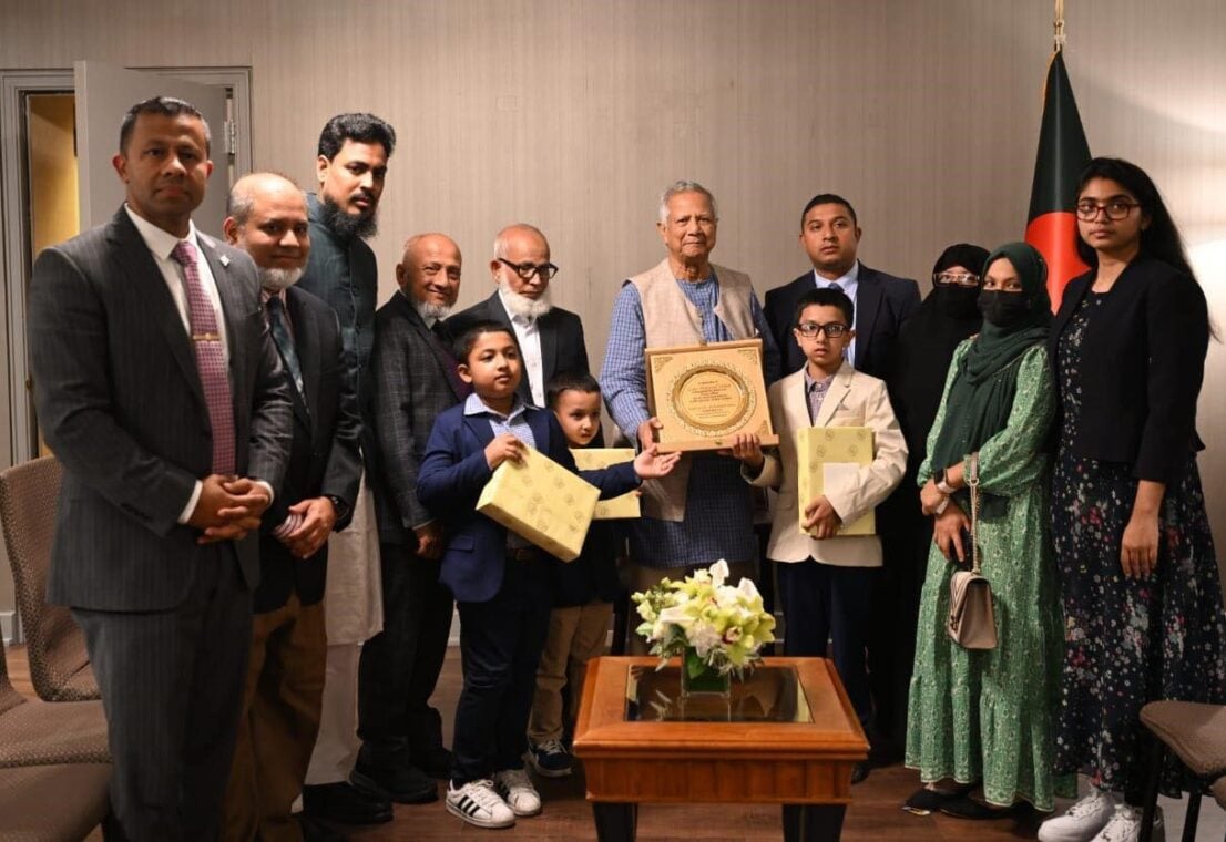 প্রধান উপদেষ্টার সঙ্গে সাক্ষাৎ করলেন নিহত পুলিশ কর্মকর্তা দিদারুলের পরিবার প্রধান উপদেষ্টার সঙ্গে সাক্ষাৎ করলেন নিহত পুলিশ কর্মকর্তা দিদারুলের পরিবার