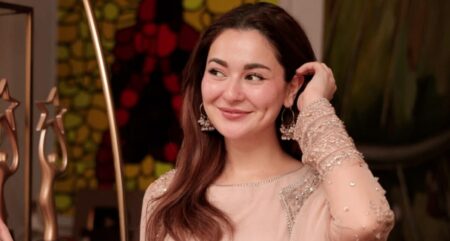 আজ ঢাকায় এসেছেন হানিয়া আমির হানিয়া