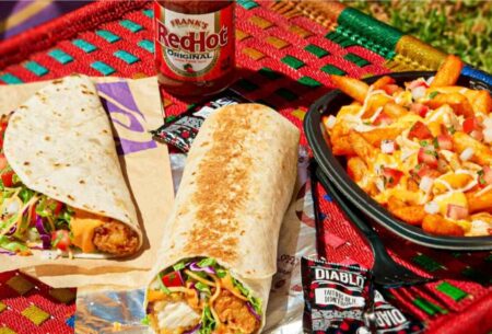 taco bell debuts crispy chicken items with frank's redhot diablo sauce