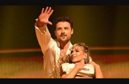 VIDEO: Dylan Efron & Daniella Karagach Dance to ‘Rewrite the Stars’ in Emotional DWTS Week 5 Tribute Dylan Efron & Daniella Karagach dance