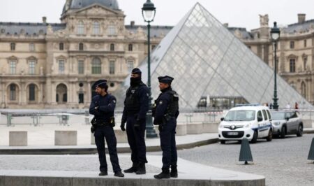 Louvre robbery today