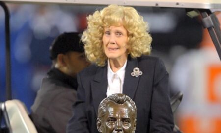 Carol Davis Cause of Death: Raiders’ Beloved Matriarch Dies at 93 Carol Davis cause of death