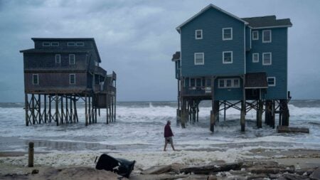 Powerful Nor’easter Unleashes Coastal Flooding and Travel Chaos Across Eastern US nor'easter