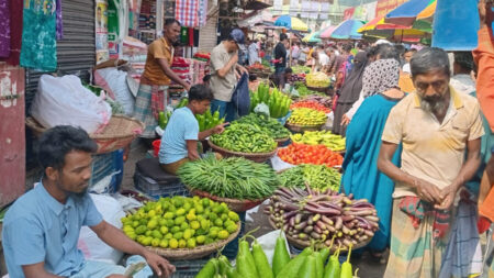 ডিম-সবজির দাম