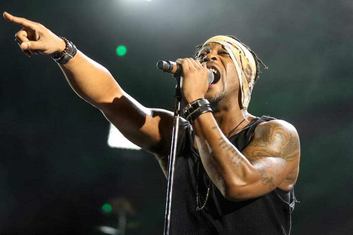 D'Angelo, Grammy-Winning Soul Singer, Dies at 51