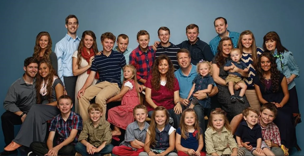 Duggar Family Reunion Brings Sisters Together After Years Apart