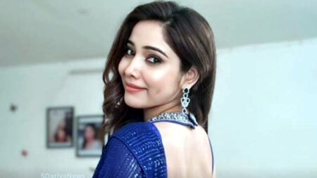 পুরুষের যেসব কথাগুলোতে দুর্বল হয়ে যায় মেয়েরা দুর্বল হয়ে যায় মেয়েরা