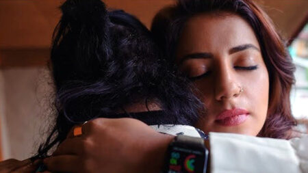 সামলাতে না পেরে ভাগ্নের সঙ্গেই, উত্তেজনায় ভরপুর নতুন ওয়েব সিরিজ! ওয়েব সিরিজ