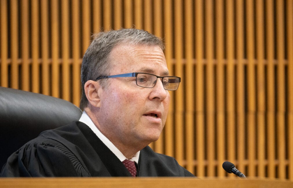 Judicial Complaint Sparks Email Use Debate in Courts