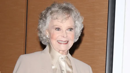 Hollywood Legend June Lockhart, Beloved ‘Lost in Space’ Star, Dies at 100 June Lockhart
