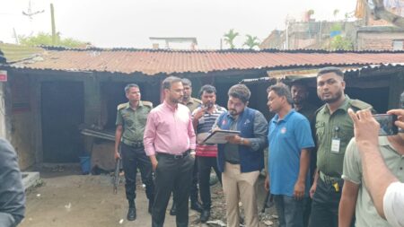 Kaligonj-Gazipur-Fines and prison sentences in 30 cases in two separate mobile courts- (2)