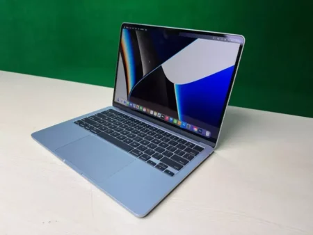 M4 MacBook Air Borderlands 4