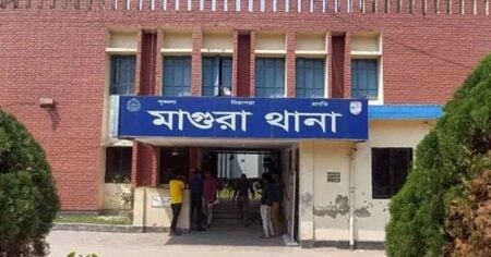 গ্রাম্য সালিশে মাতবরের মাথায় হাতুড়ি দিয়ে আঘাত, তারপর যা ঘটলো Magrua