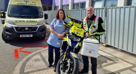 অতিরিক্ত স্তন্য উৎপাদন, ১০ লিটার দুধ দান করলেন এই ব্রিটিশ মা! Mothers