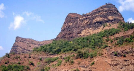 সবচেয়ে রহস্যময় স্থান, যেখানে রাত নামলেই অদ্ভুত চিৎকার শোনা যায় Mysterious Place