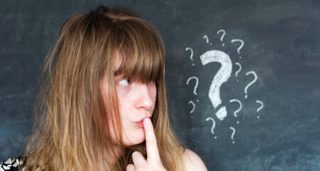 কোন প্রাণী জন্ম থেকে মৃত্যু পর্যন্ত একই জায়গায় দাঁড়িয়ে থাকে প্রশ্ন ও উত্তর