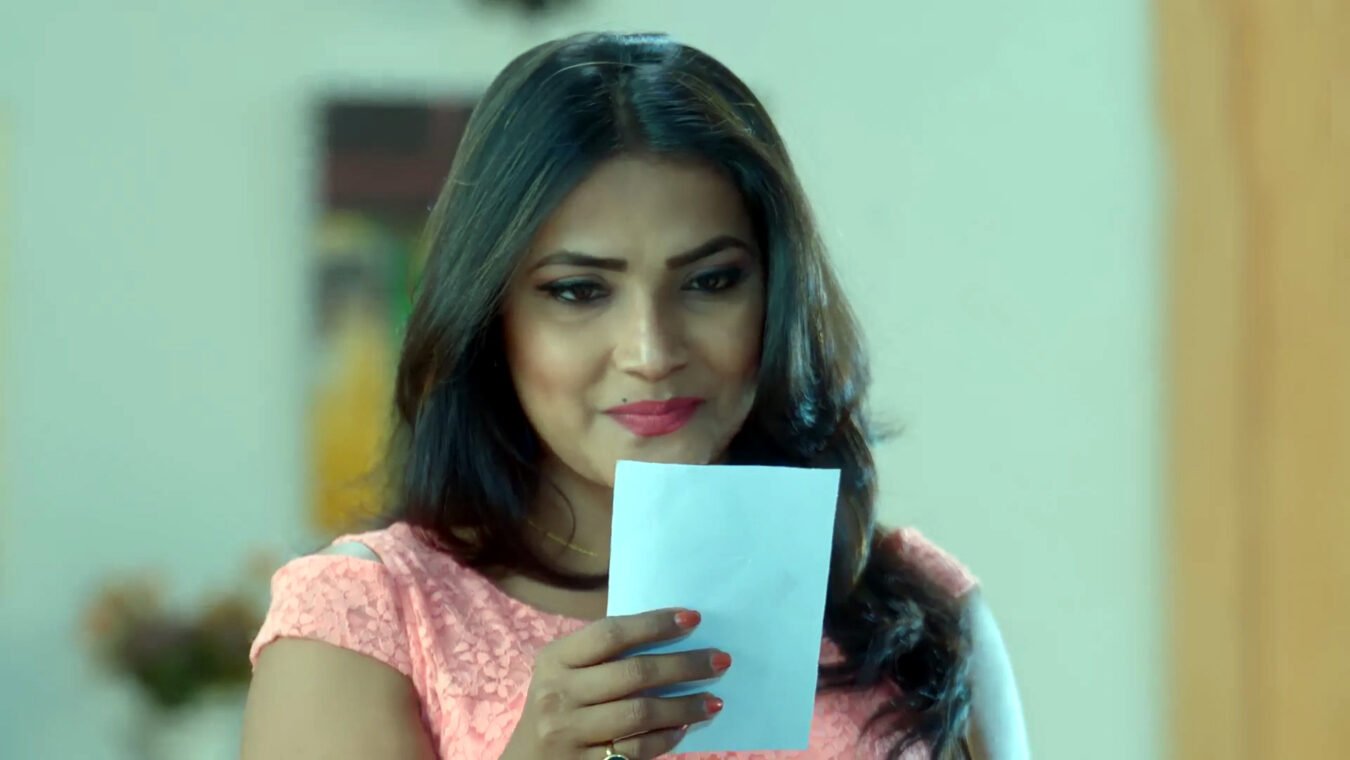 Riti Riwaj Pinjara : নেট দুনিয়া ঝড় তুললো নতুন এই ওয়েব সিরিজ! Riti Riwaj Pinjara : নেট দুনিয়া ঝড় তুললো নতুন এই ওয়েব সিরিজ!