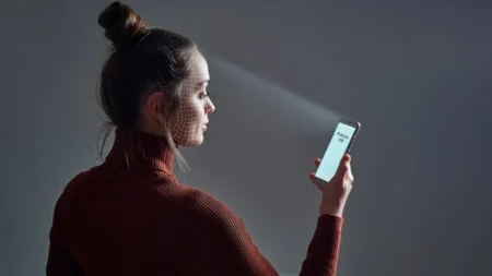 Samsung Galaxy Authentication Drops Face ID for Fingerprint Security