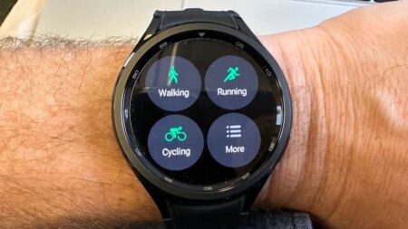 Samsung Galaxy Watch হার্ট অ্যালার্ট