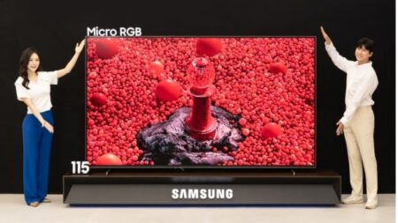 Samsung Launches World’s Largest 115-Inch QLED Signage Display for US Market Samsung Launches World's Largest 115-Inch QLED Signage Display for US Market
