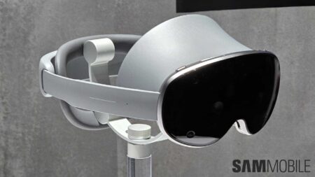 Samsung XR headset