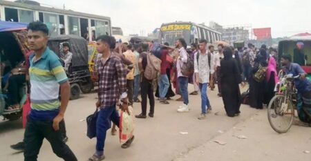 ঢাকা-ময়মনসিংহ মহাসড়কে বাস