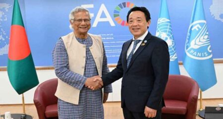 গভীর সমুদ্রে মৎস্য আহরণ