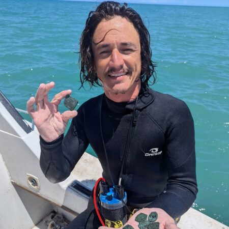 Treasure Hunters Recover $1 Million in 1715 Shipwreck Coins