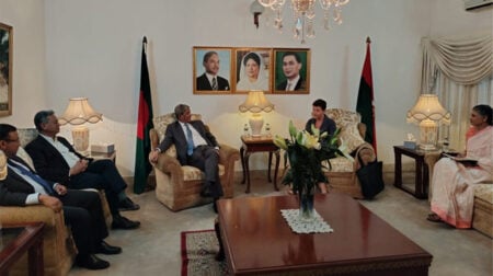 গোয়েন লুইসের বৈঠক