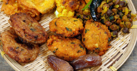 ভাজাপোড়া খাওয়া