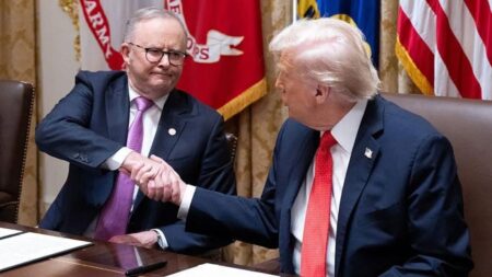 চুক্তি করল যুক্তরাষ্ট্র-অস্ট্রেলিয়া