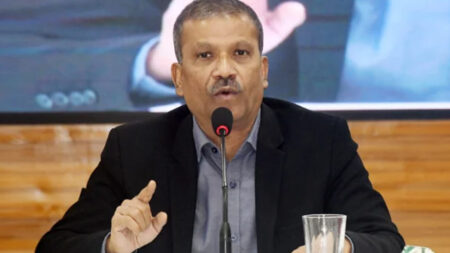 আইন উপদেষ্টা