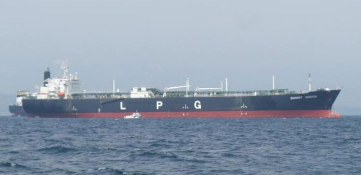 এলপিজি আনা জাহাজ