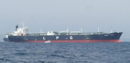 এলপিজি আনা জাহাজ