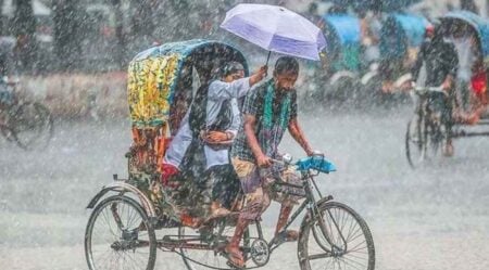 বজ্রসহ বৃষ্টি